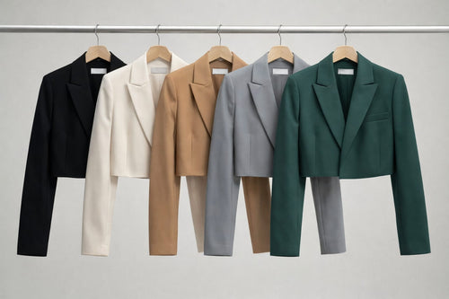 Blazer corto ribete
